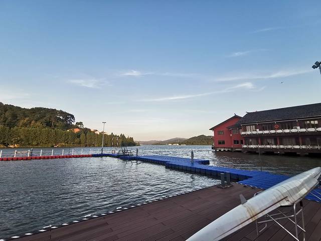 海岸线皮划艇休闲俱乐部