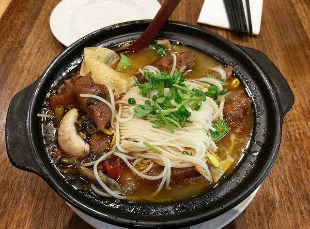 Tina's Noodle Kitchen