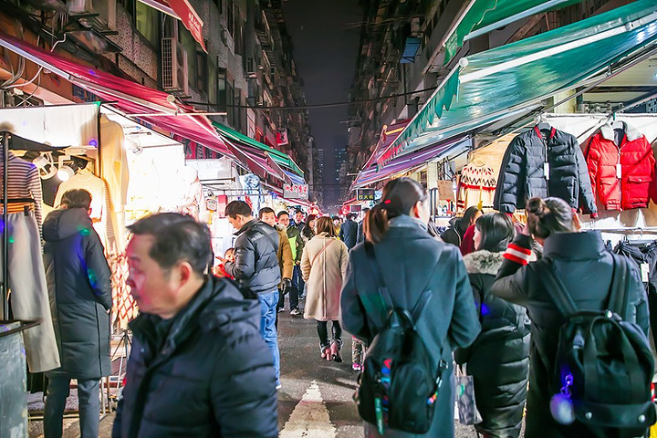 "要体验最地道的武汉夜生活，建议去保成路夜市逛逛_保成路夜市"的评论图片