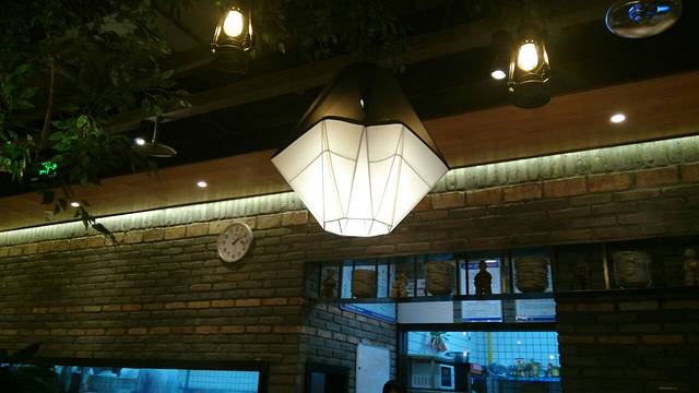 阳光天地购物中心