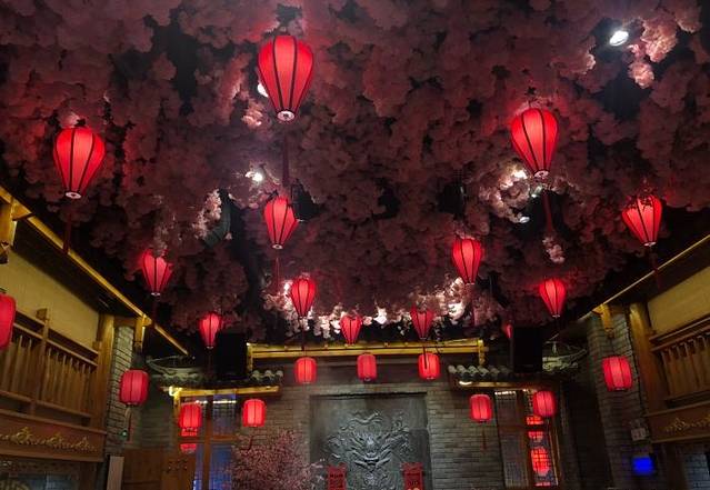 巴雅皇妃爱心主题火锅