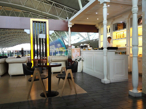 迪欧咖啡(宁波机场店)的图片