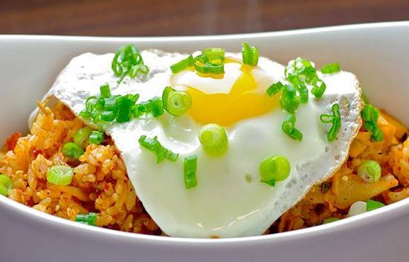 The Palms Hotel & Restaurant