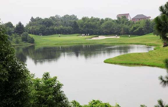 富春山居高尔夫球会