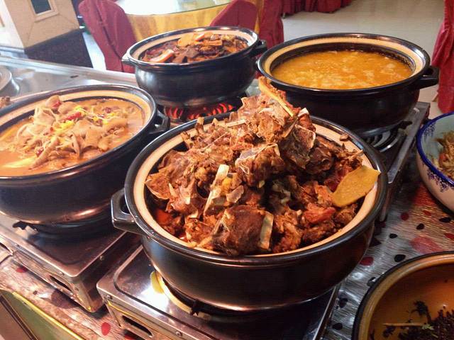 李氏烤羊(新华路店)