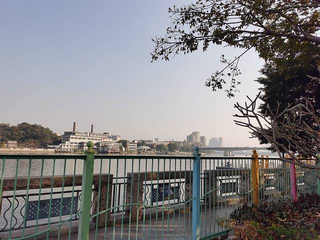 滨江公园(彩滨中路)