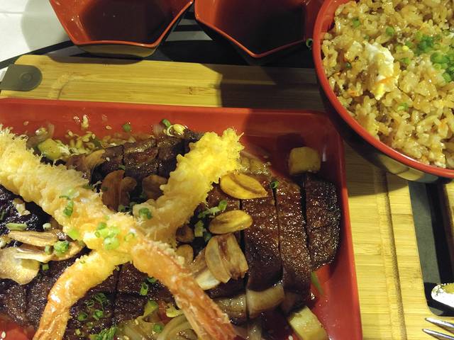 Hai Chix & Steaks Greenhills