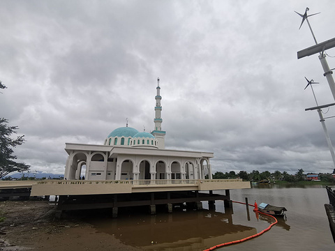 水上清真寺