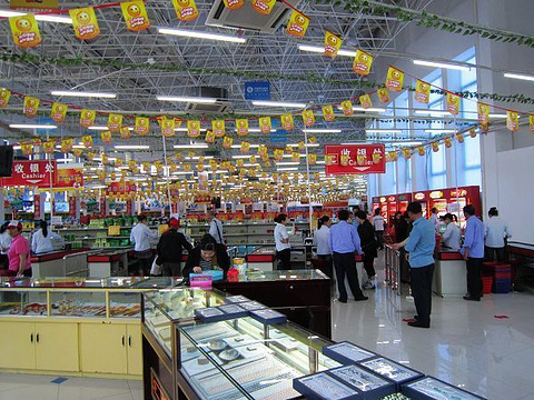 龙沙超市旅游景点图片