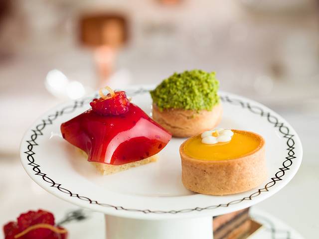 Sketch the Lecture Room & Library