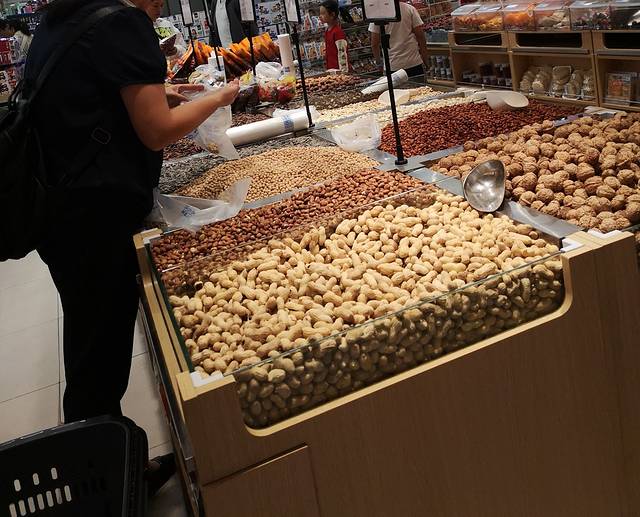 大兴量贩(景东店)