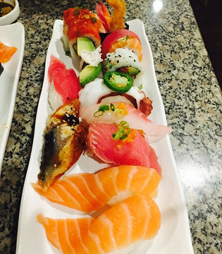 Kuma Sushi & Seafood Buffet
