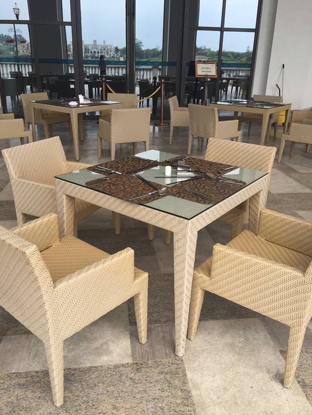 盛宴标帜自助餐厅