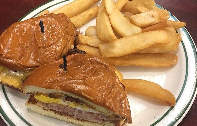 Brent's Deli Northridge