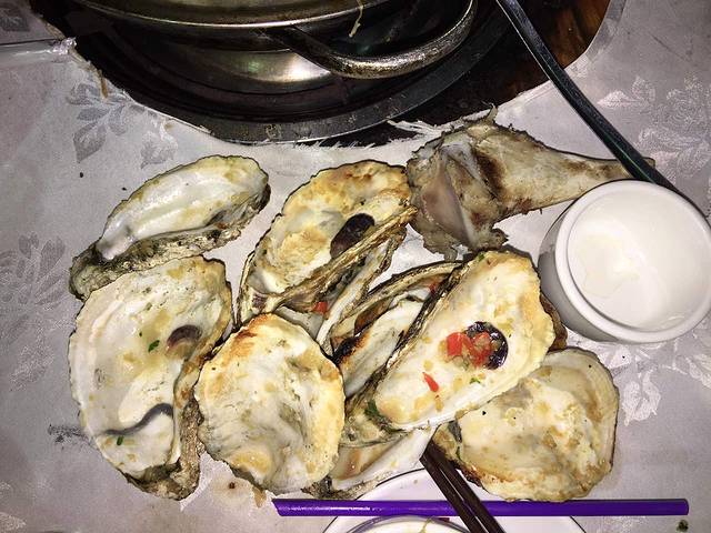 肥姨正宗澳门特色骨煲(裕富新邨店)