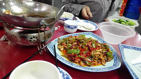 徽香厨龙虾烧烤土菜馆(勤劳巷店)的图片