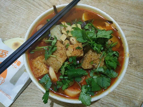 方蛳遇·史记麻辣烫(食博园店)的图片