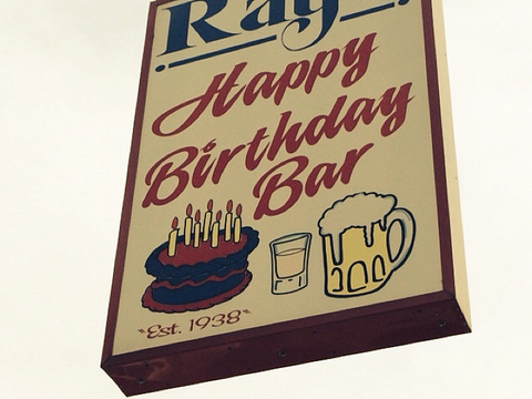 Ray's Happy Birthday Bar旅游景点图片
