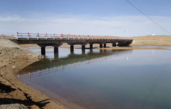 黄河源头第一桥旅游景点图片