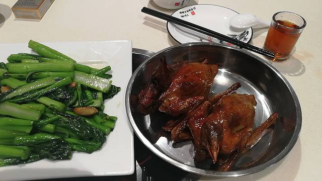 酱皇乳鸽(富威大厦B座店)