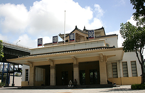 高雄火车站的图片