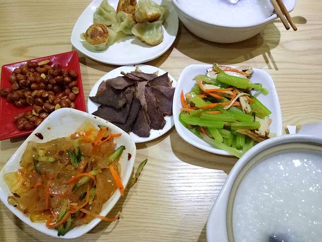 吧啦粥铺(宁大步行街店)