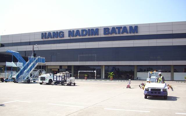 杭纳迪姆机场点评(1条)地址:jalan hang nadim no.