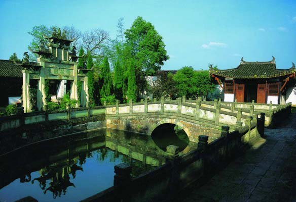 江西洪崖书画院