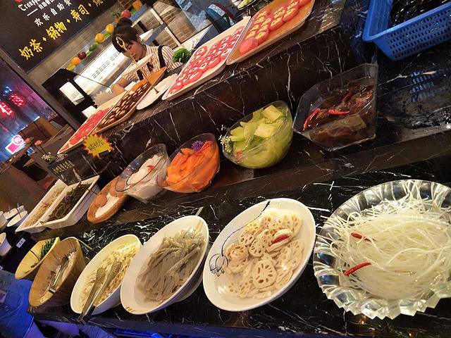 透明思烤·自助烤肉海鲜火锅(福永店)