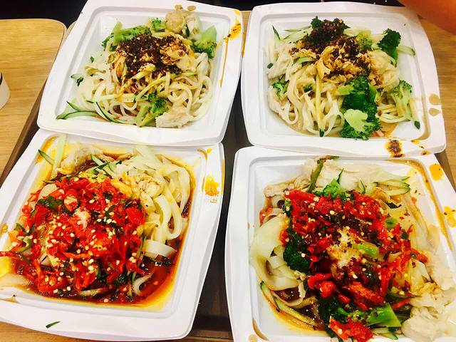 魏家凉皮(西五路店)