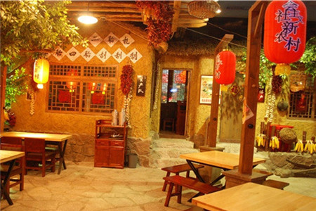 社会主义新农村(岳阳街店)