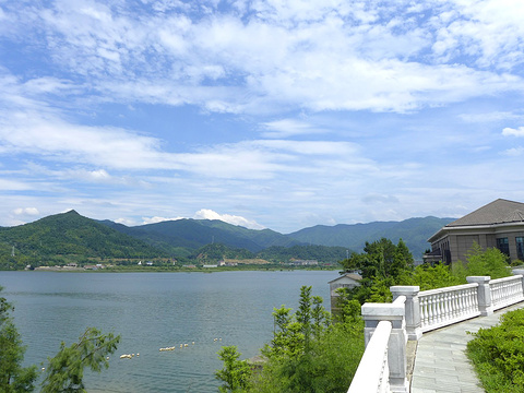 四明湖旅游景点图片