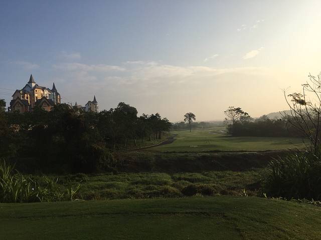 美浪湾高尔夫球会