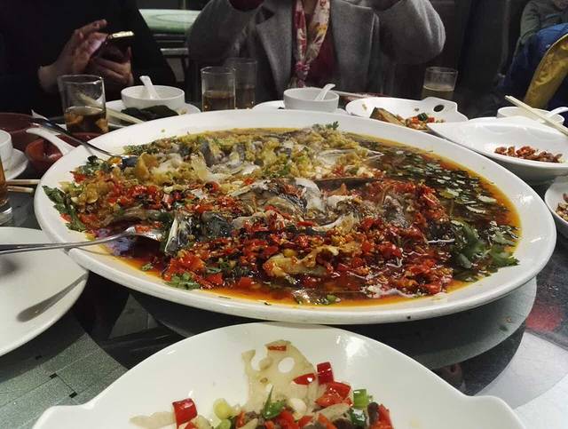 洞庭鱼头王·始于1997·剁椒鱼头(科韵北路店)