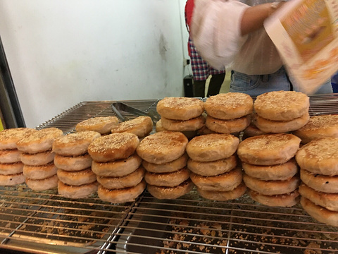 陈记香酥板栗饼(长青南路店)旅游景点图片