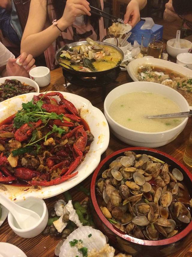 川师傅水煮鲜活鱼(疁城新天地店)