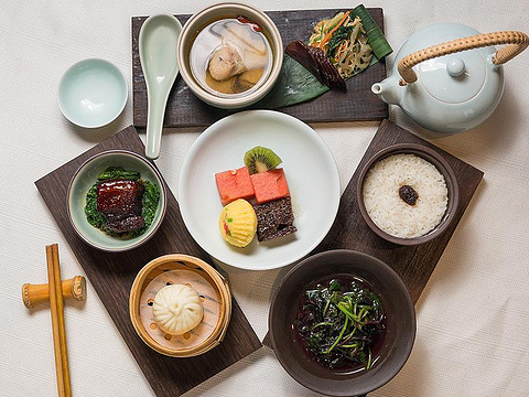 颐和公馆·老字号万国春中菜馆