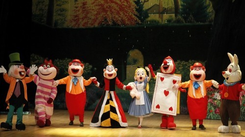 丑小鸭亲子剧场