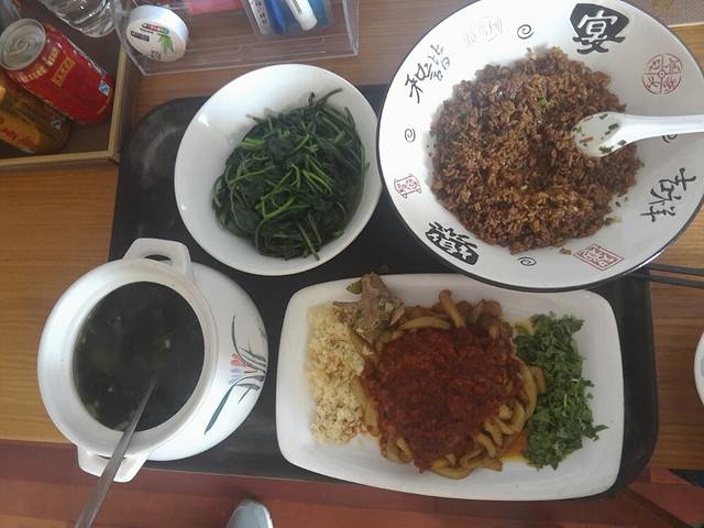 金霞专业长沙菜(望城店)