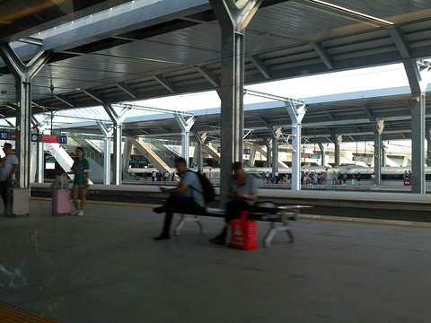 济南东站旅游景点图片
