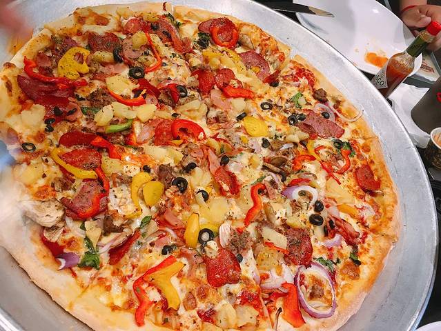 Tubestation站点比萨(国瑞城店)