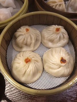 源记蟹黄大汤包