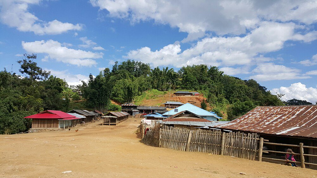 曼贺蚌傣家村寨旅游景点图片