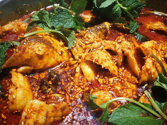 杨林闻氏兄弟酸菜鱼(金江小区店)