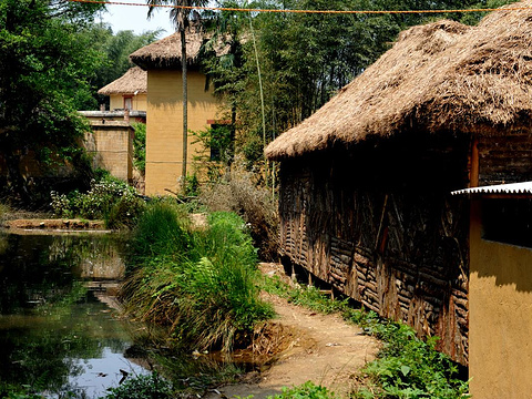 大鱼塘民俗村