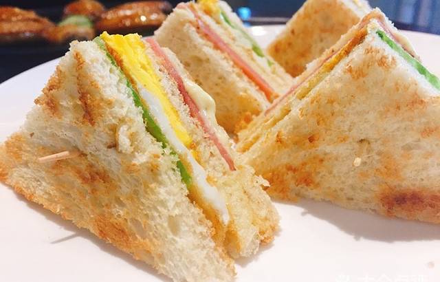 艺外咖啡(省博店)