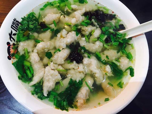 大嘴瘦肉丸(鹿山广场店)