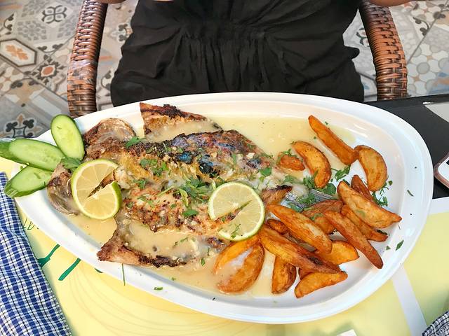 Papaya Restaurant & Cafe