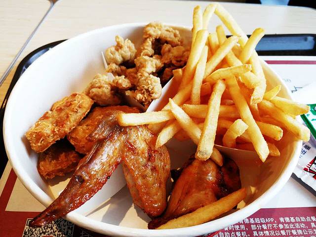 肯德基(绵阳火车站店)