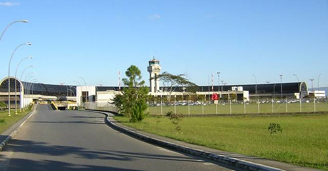 何塞·玛丽亚·科尔多瓦国际机场